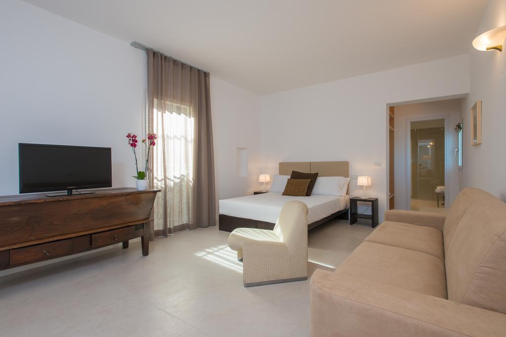 Le Bifore Charming House Lecce Exteriér fotografie