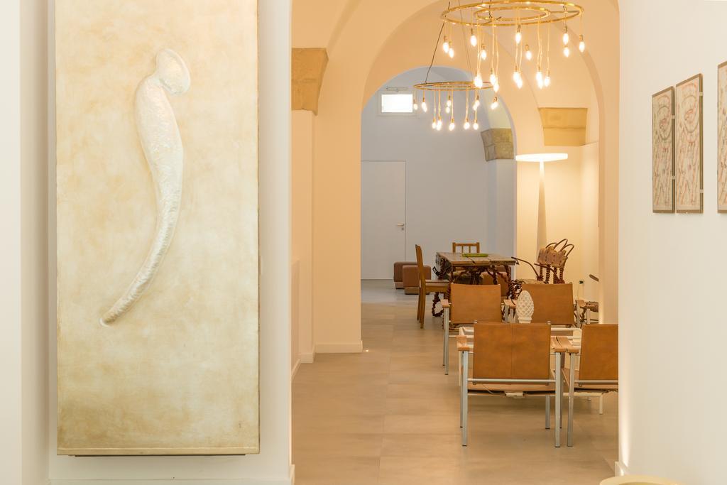 Le Bifore Charming House Lecce Exteriér fotografie